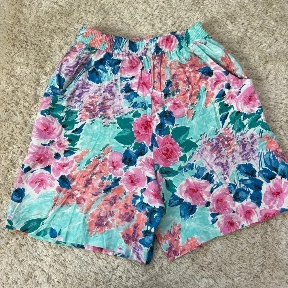 Vintage Sea Sun Womens Floral Shorts size Large - Picture 2 of 10